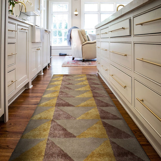 Mousey Beckon Runner Rug